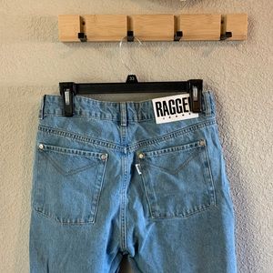 Ragged Blue Jeans Straight Mom style